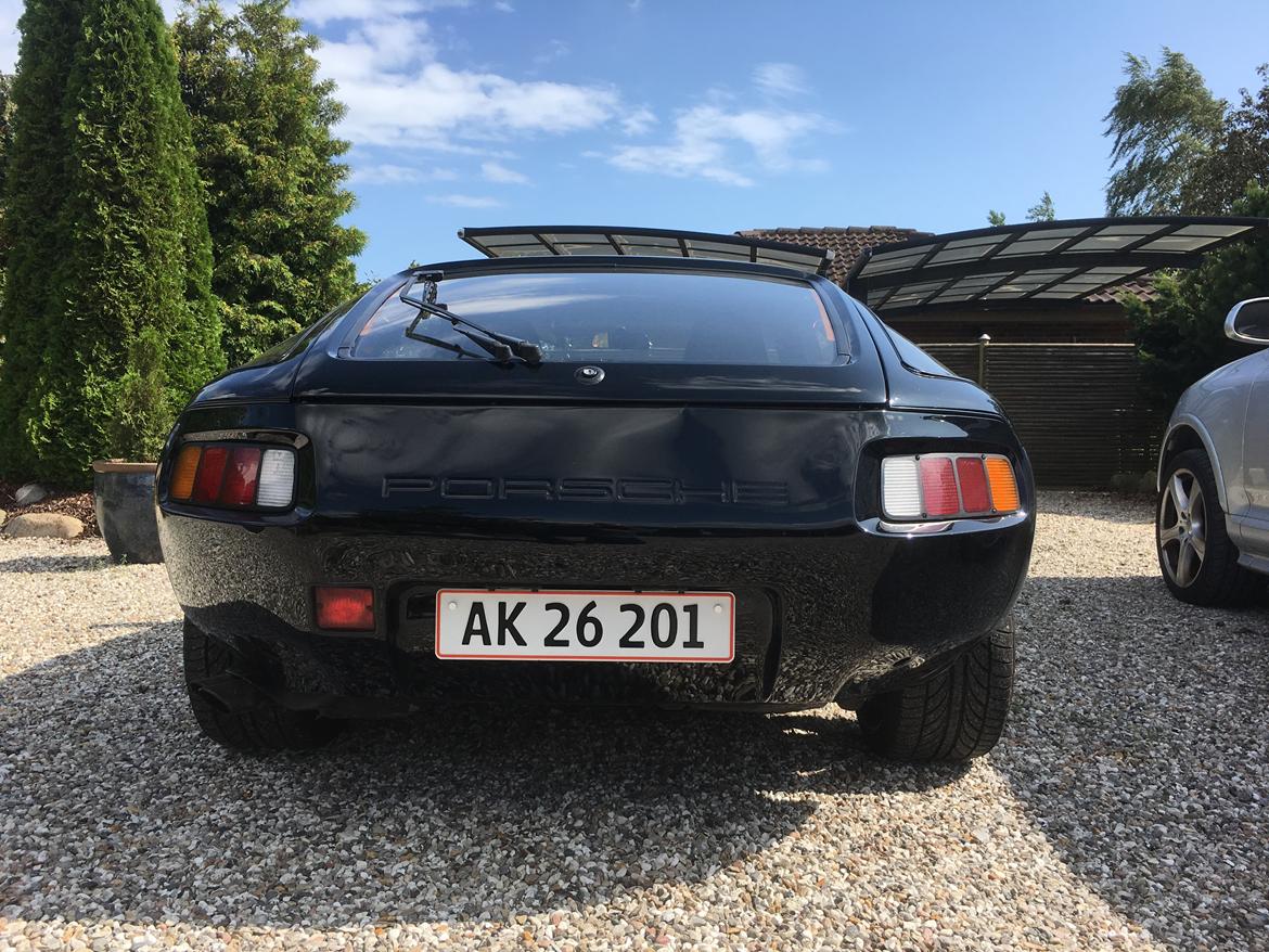 Porsche 928S billede 4