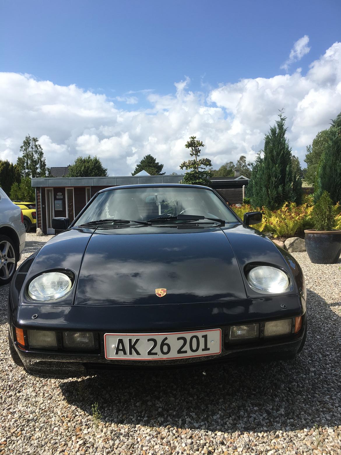 Porsche 928S billede 6