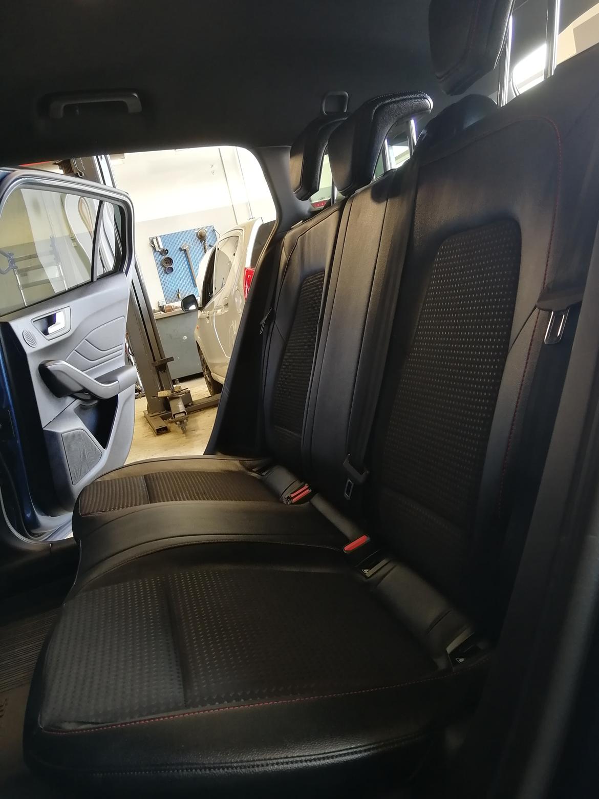 Ford Focus stc. ST-line business billede 10