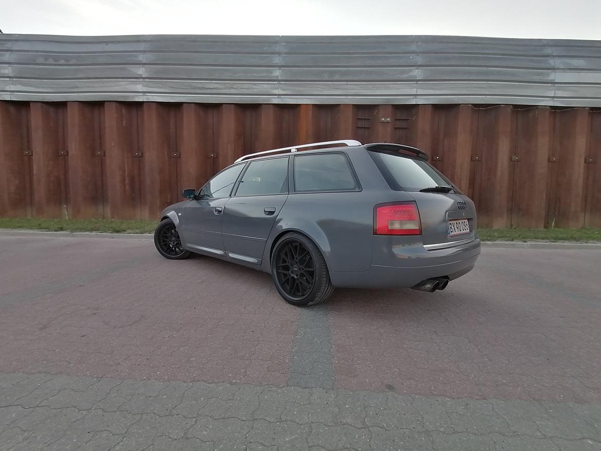 Audi A6 Avant 1,8t SOLGT billede 15