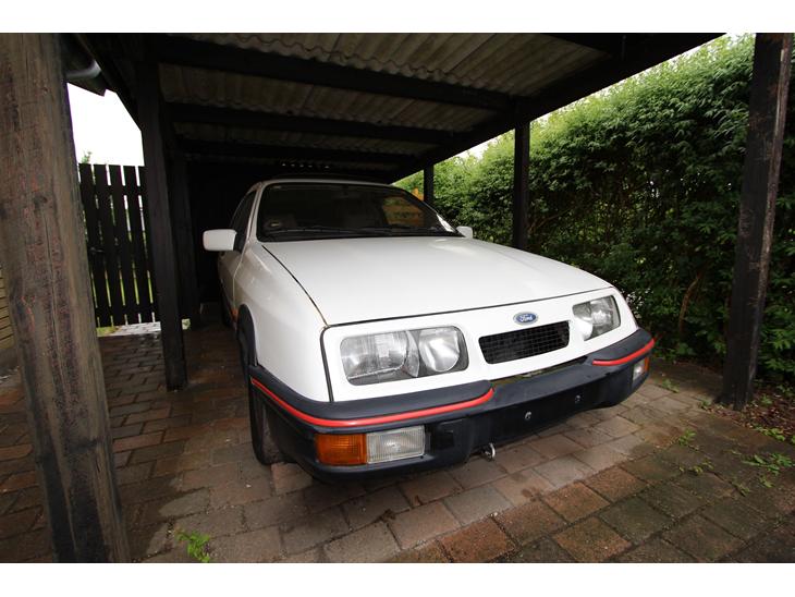 {{currentPhoto.altText}} billede {{currentPhoto.number}}