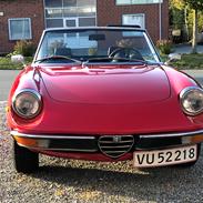 Alfa Romeo Spider 1750 Veloce  (“Coda tronca”)