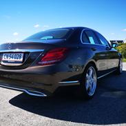 Mercedes Benz W205 C200 Sedan