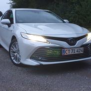 Toyota Camry H3 Executive Hybrid