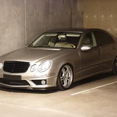 Mercedes Benz E500 5.0 V8
