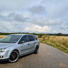 Ford Focus II Turnier 1,6 TDCI - "Familie vognen"