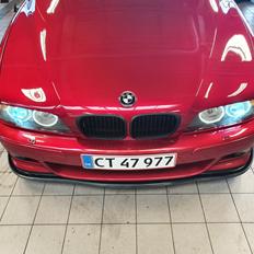 BMW E39 523iA