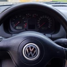 VW Golf 4 - 2.0 Vivaldi