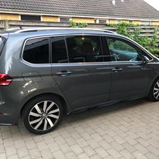 VW Touran R-line