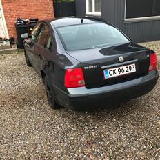 VW Passat 3B