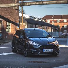 Ford Fiesta "ST optik" ( st-line)