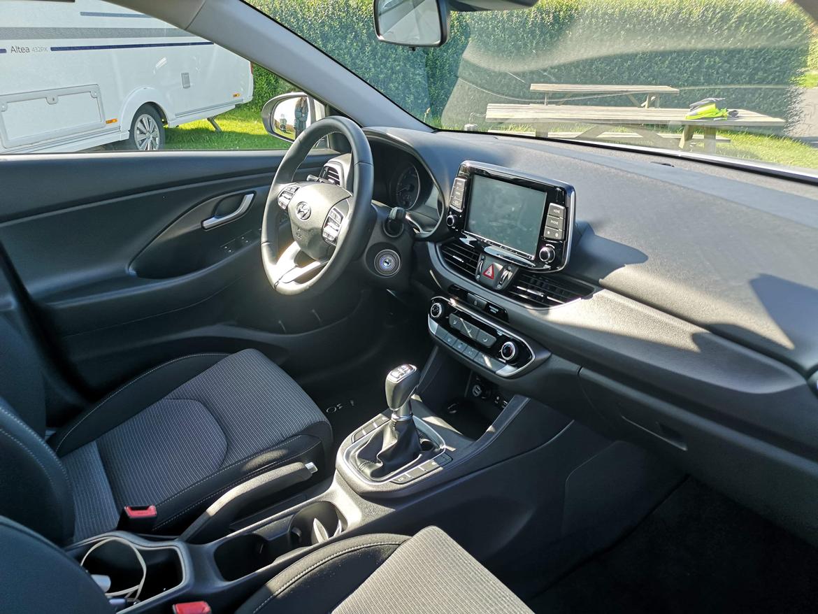 Hyundai 1.0 T-GDI tidl bil billede 17