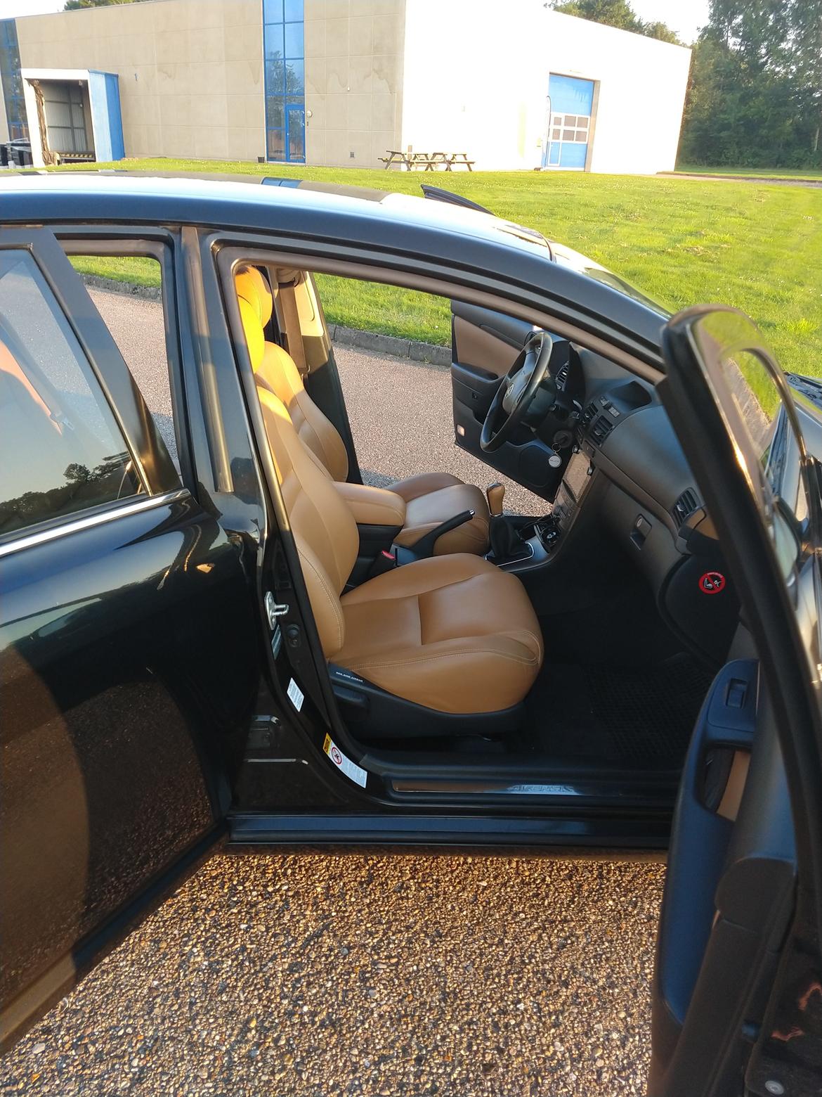 Toyota Avensis billede 8