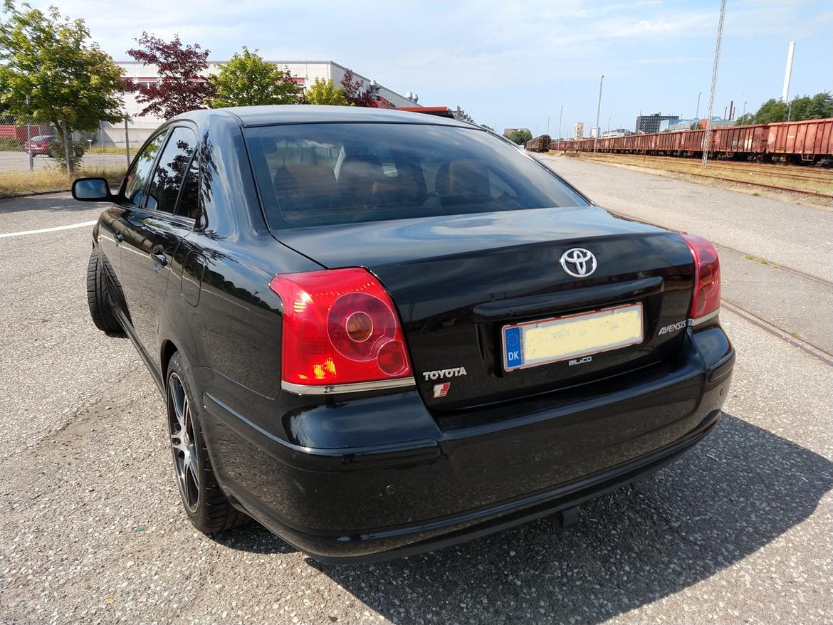 Toyota Avensis billede 11