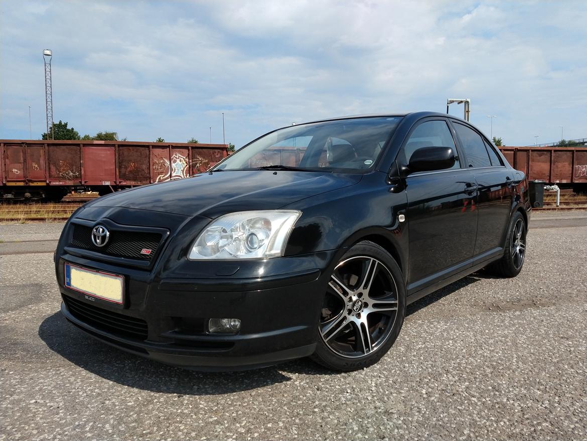 Toyota Avensis billede 1