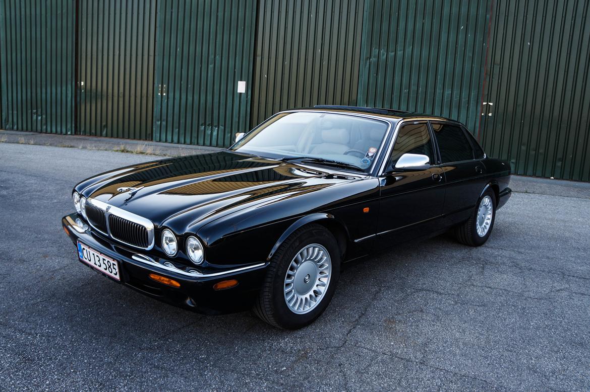 Jaguar XJ8 3.2L V8 billede 2
