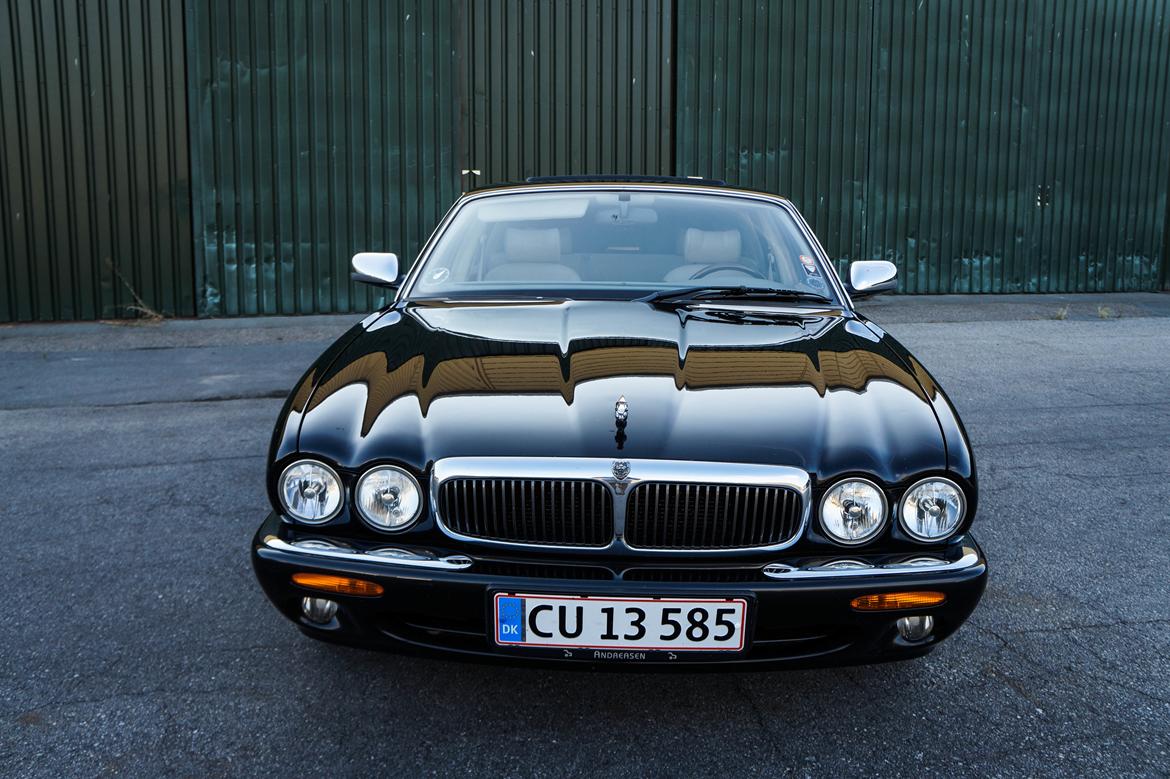 Jaguar XJ8 3.2L V8 billede 3
