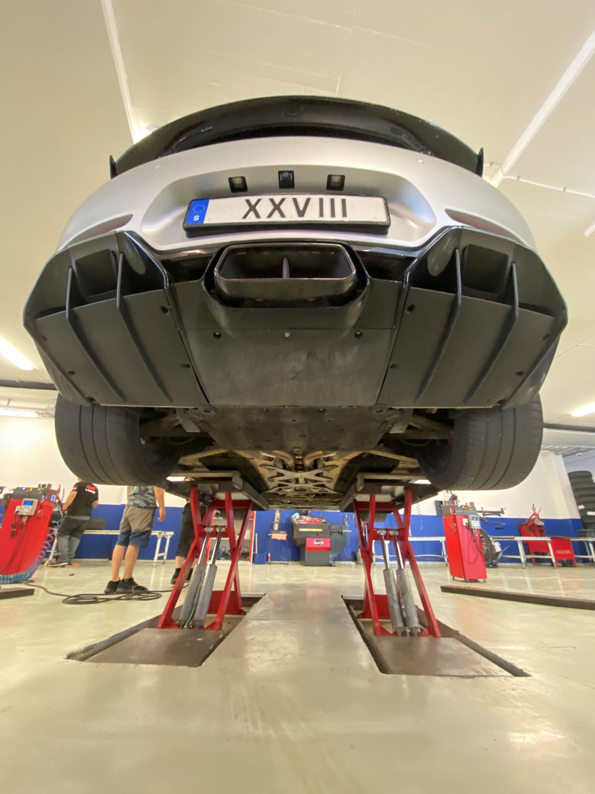 Mercedes Benz AMG GT-R billede 4