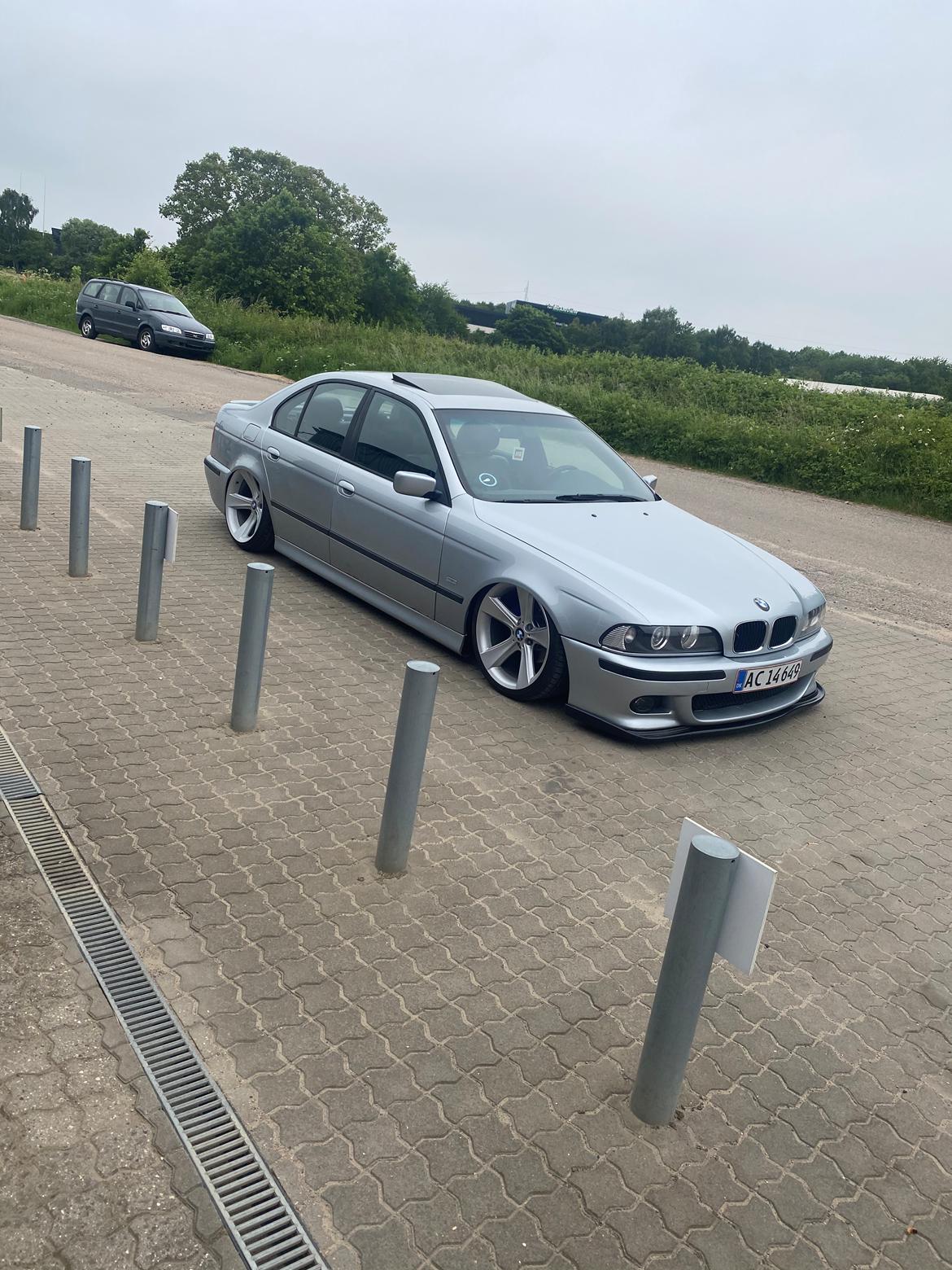 BMW E39 523ia billede 8