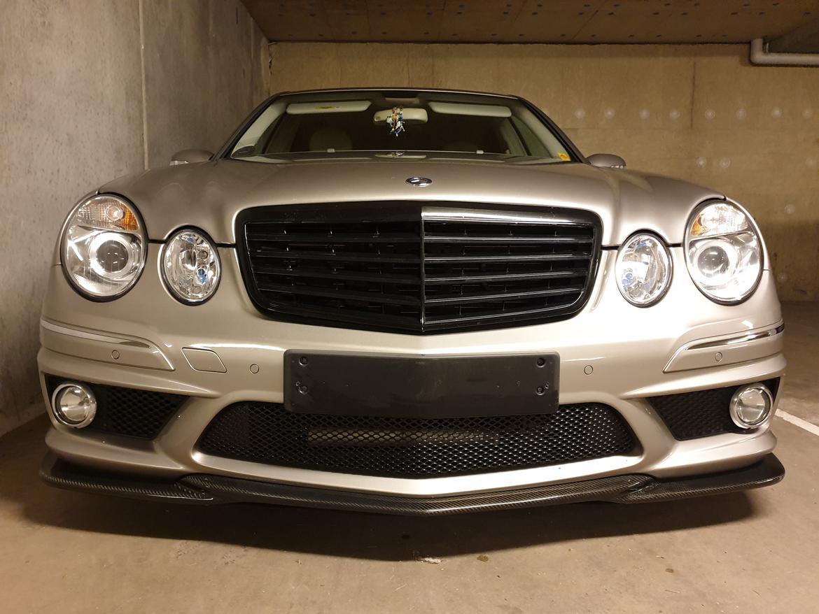 Mercedes Benz E500 5.0 V8 billede 2