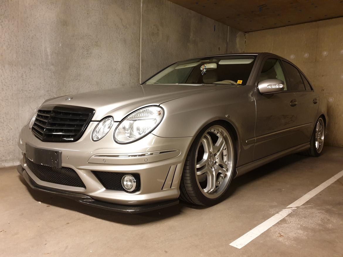 Mercedes Benz E500 5.0 V8 billede 3