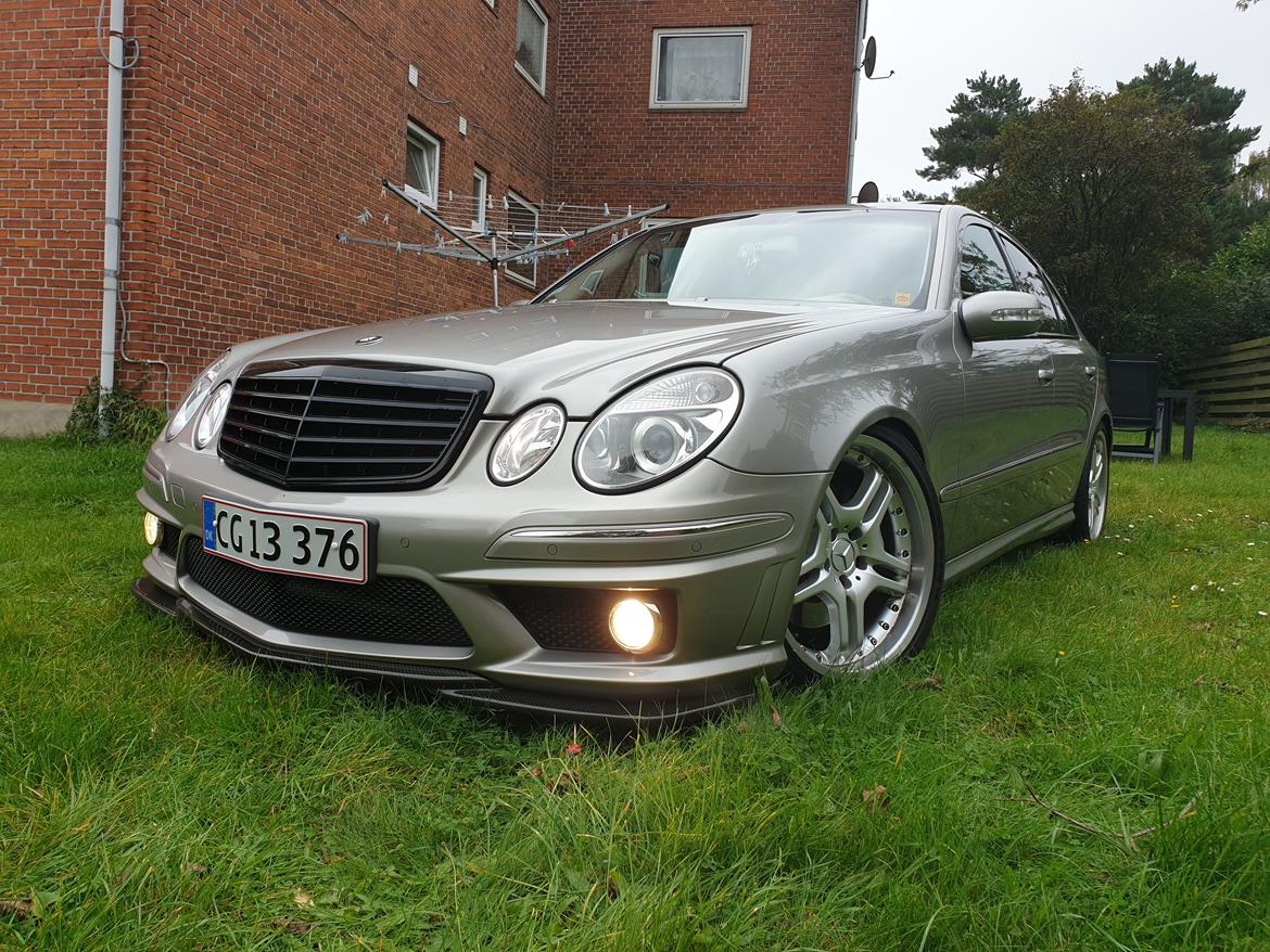 Mercedes Benz E500 5.0 V8 billede 4