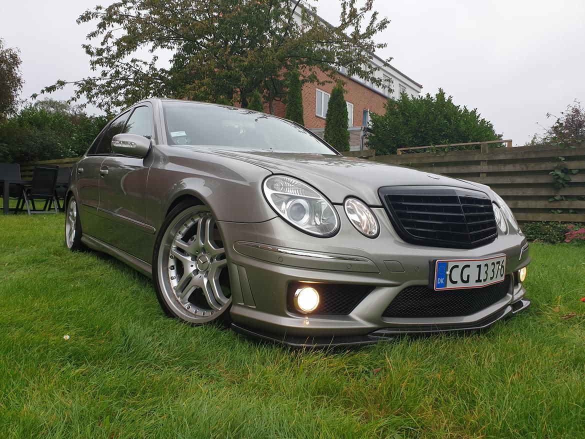 Mercedes Benz E500 5.0 V8 billede 8