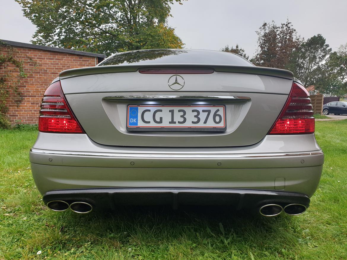 Mercedes Benz E500 5.0 V8 billede 5