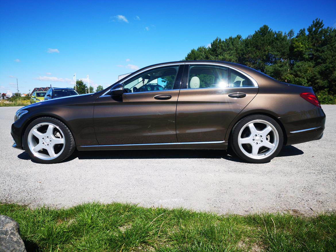 Mercedes Benz W205 C200 Sedan billede 8