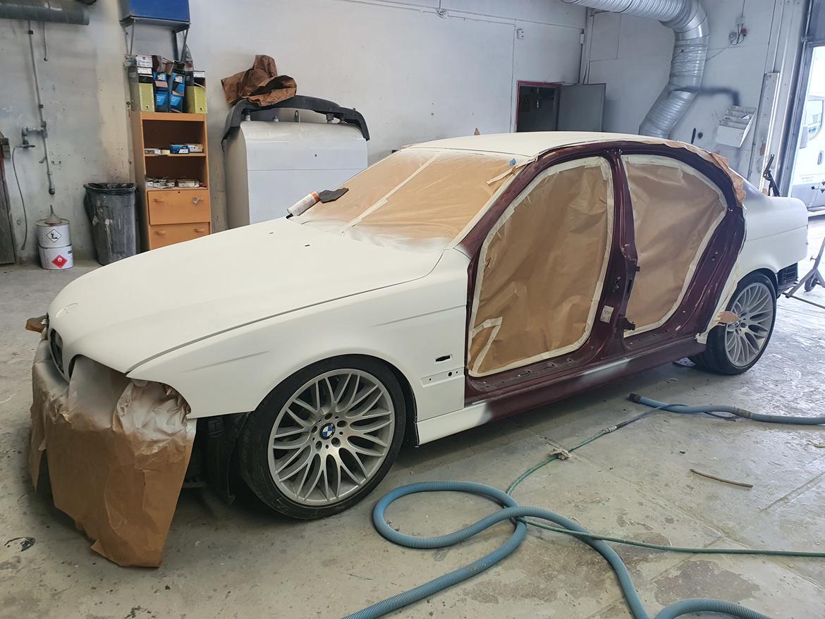 BMW E39 523iA billede 28