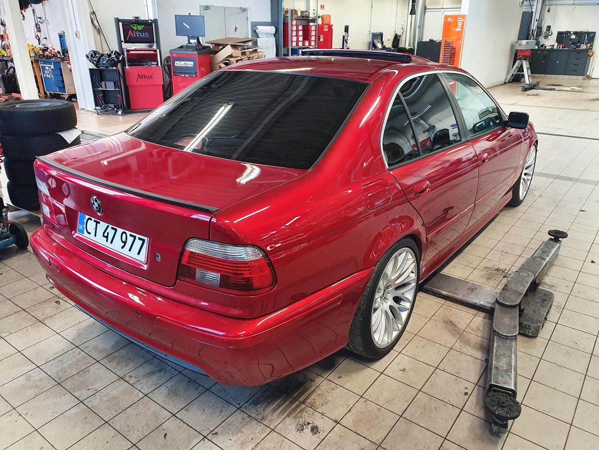 BMW E39 523iA billede 5