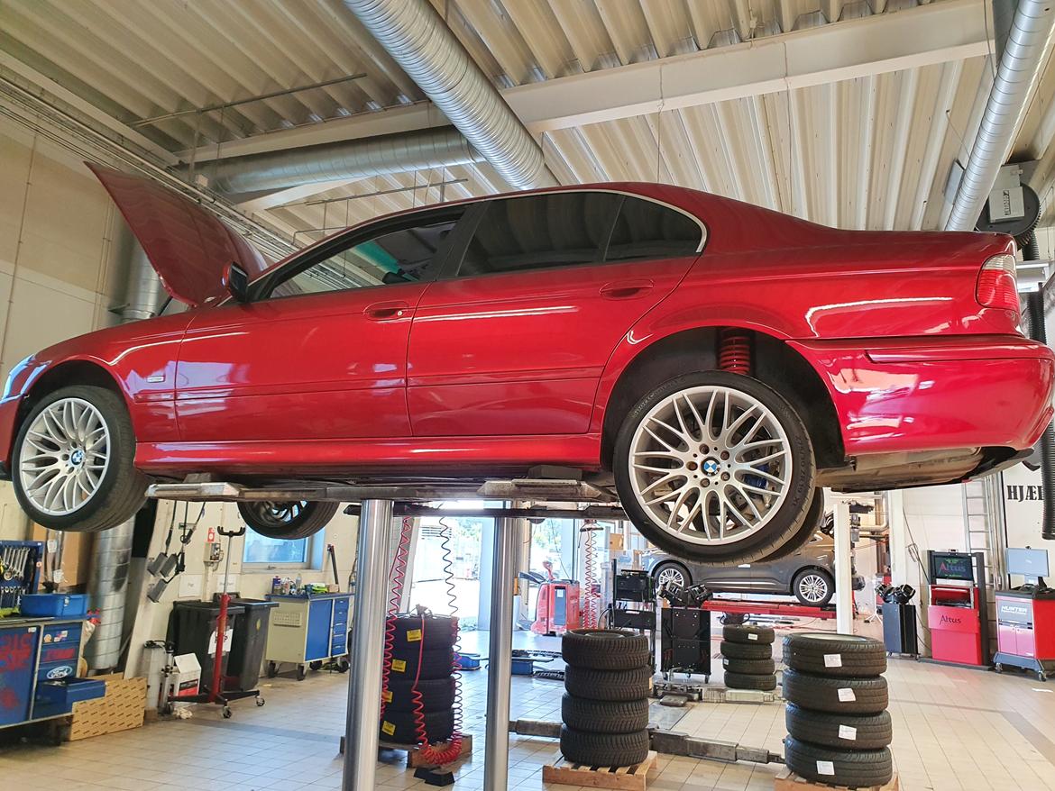 BMW E39 523iA billede 18