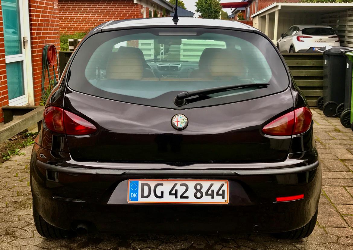 Alfa Romeo 147 billede 2