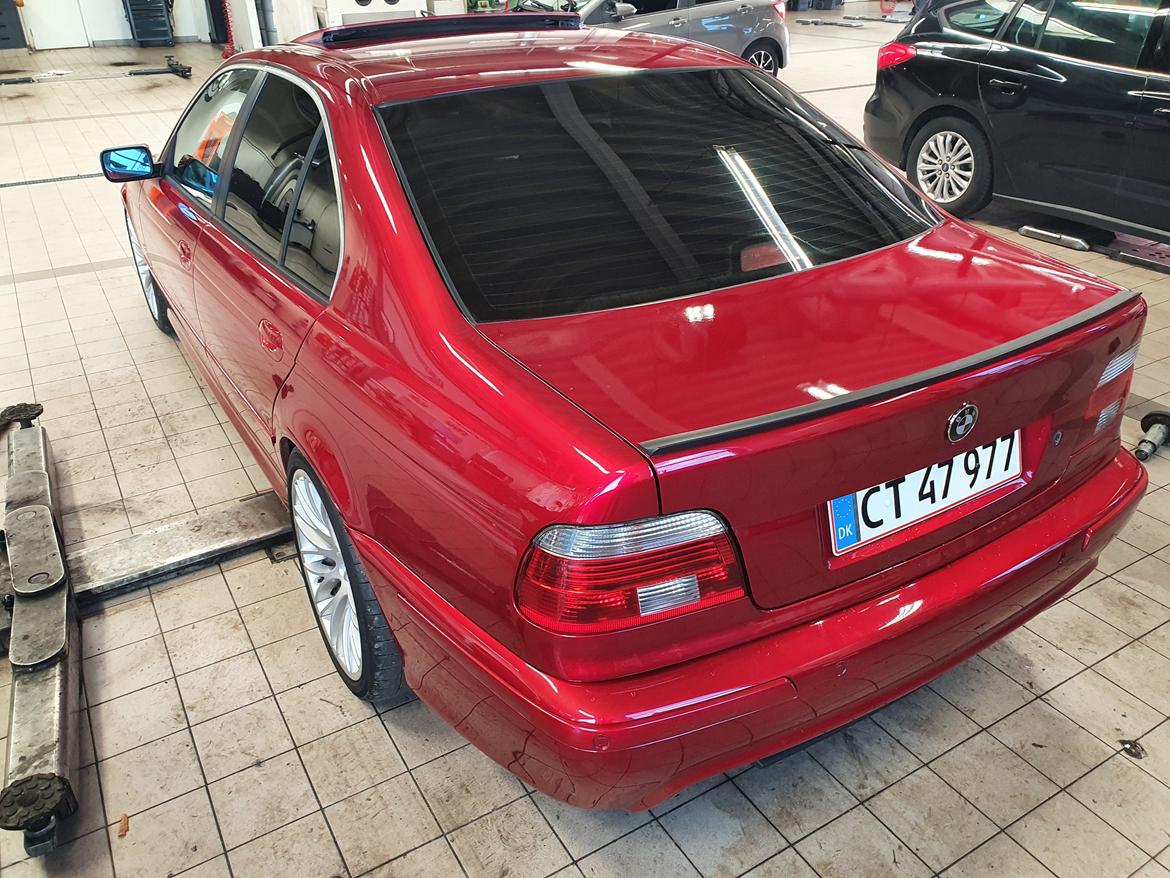 BMW E39 523iA billede 4