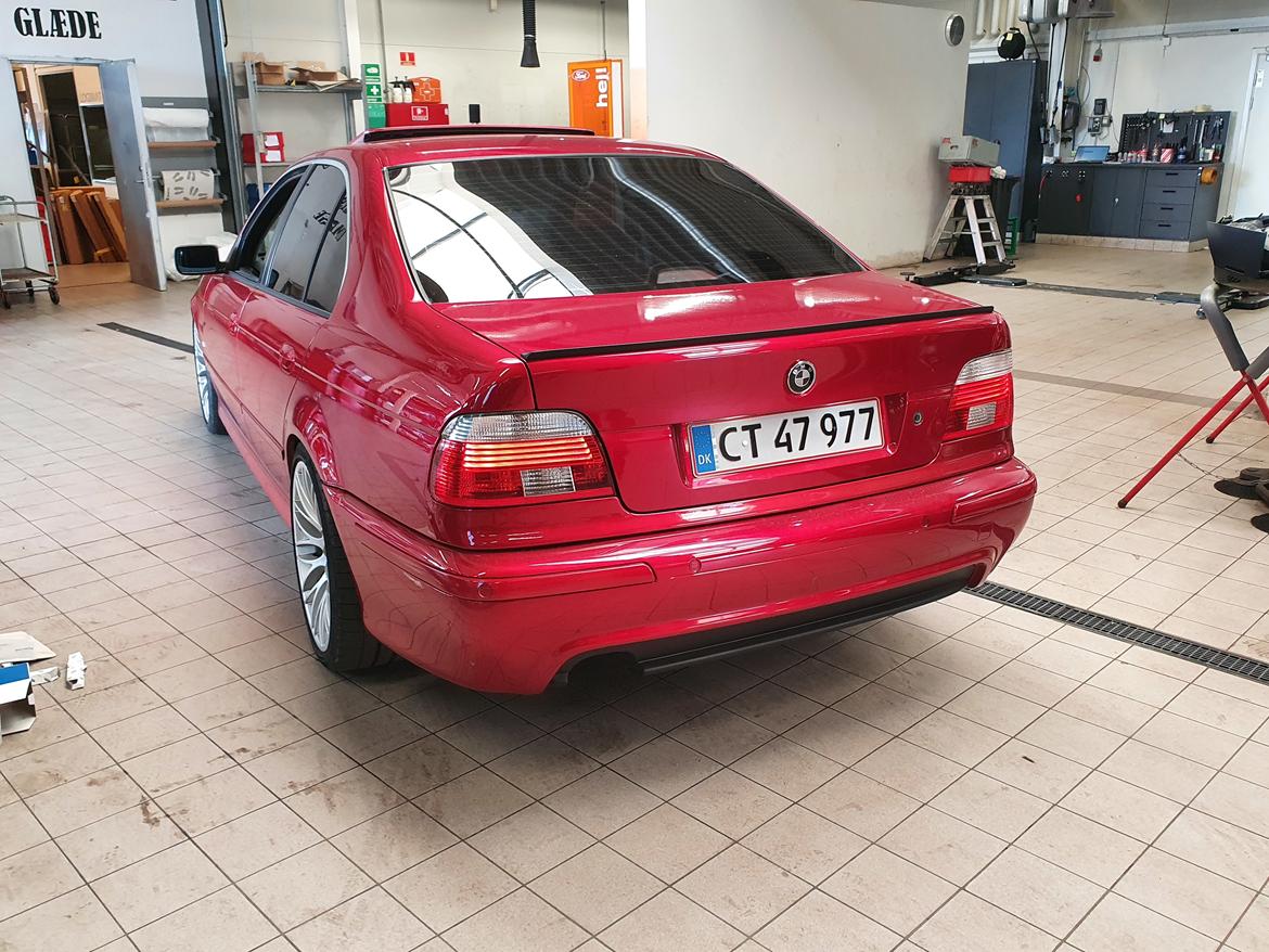 BMW E39 523iA billede 8