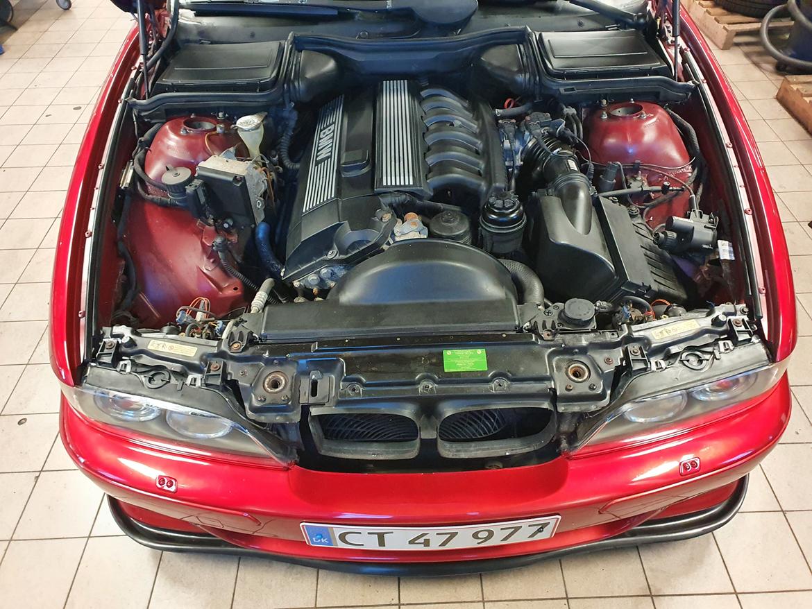 BMW E39 523iA billede 13