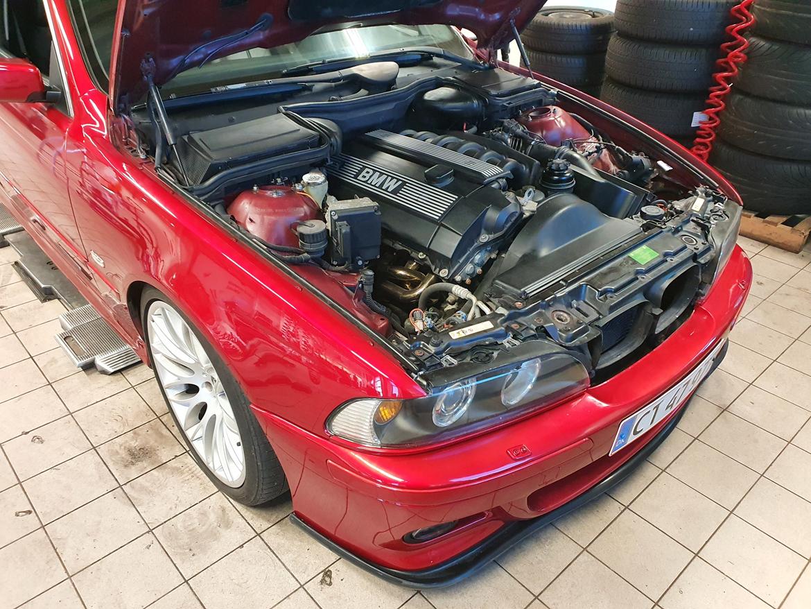 BMW E39 523iA billede 15