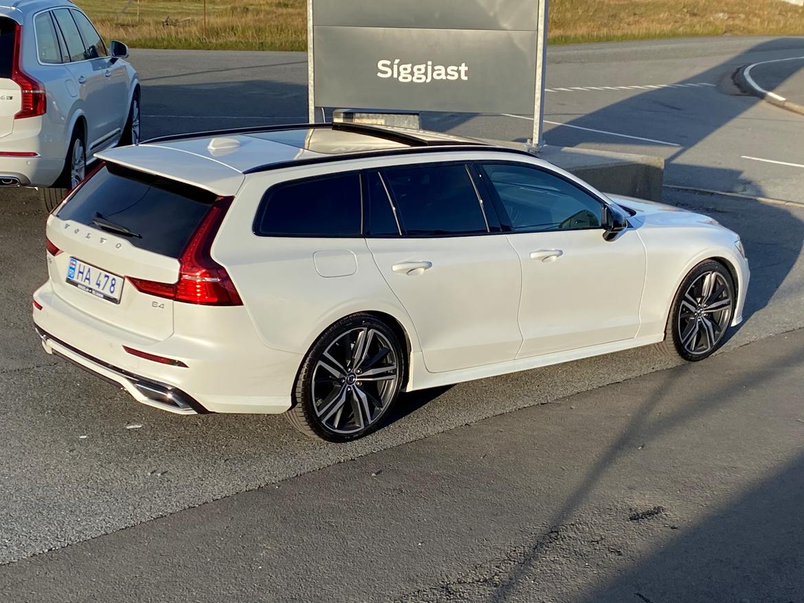 Volvo V60 R-DESIGN B4 Mild Hybrid billede 3