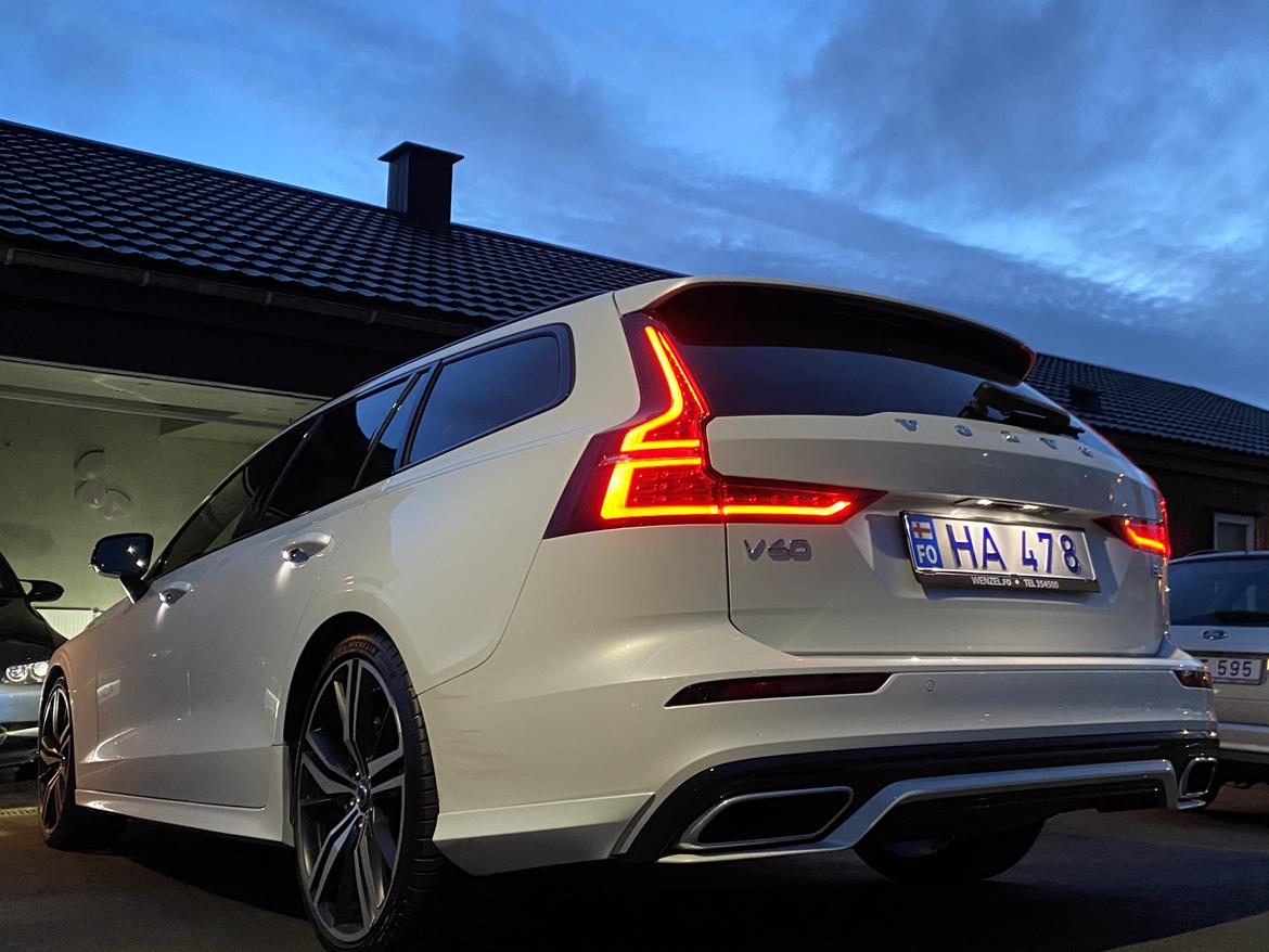 Volvo V60 R-DESIGN B4 Mild Hybrid billede 4