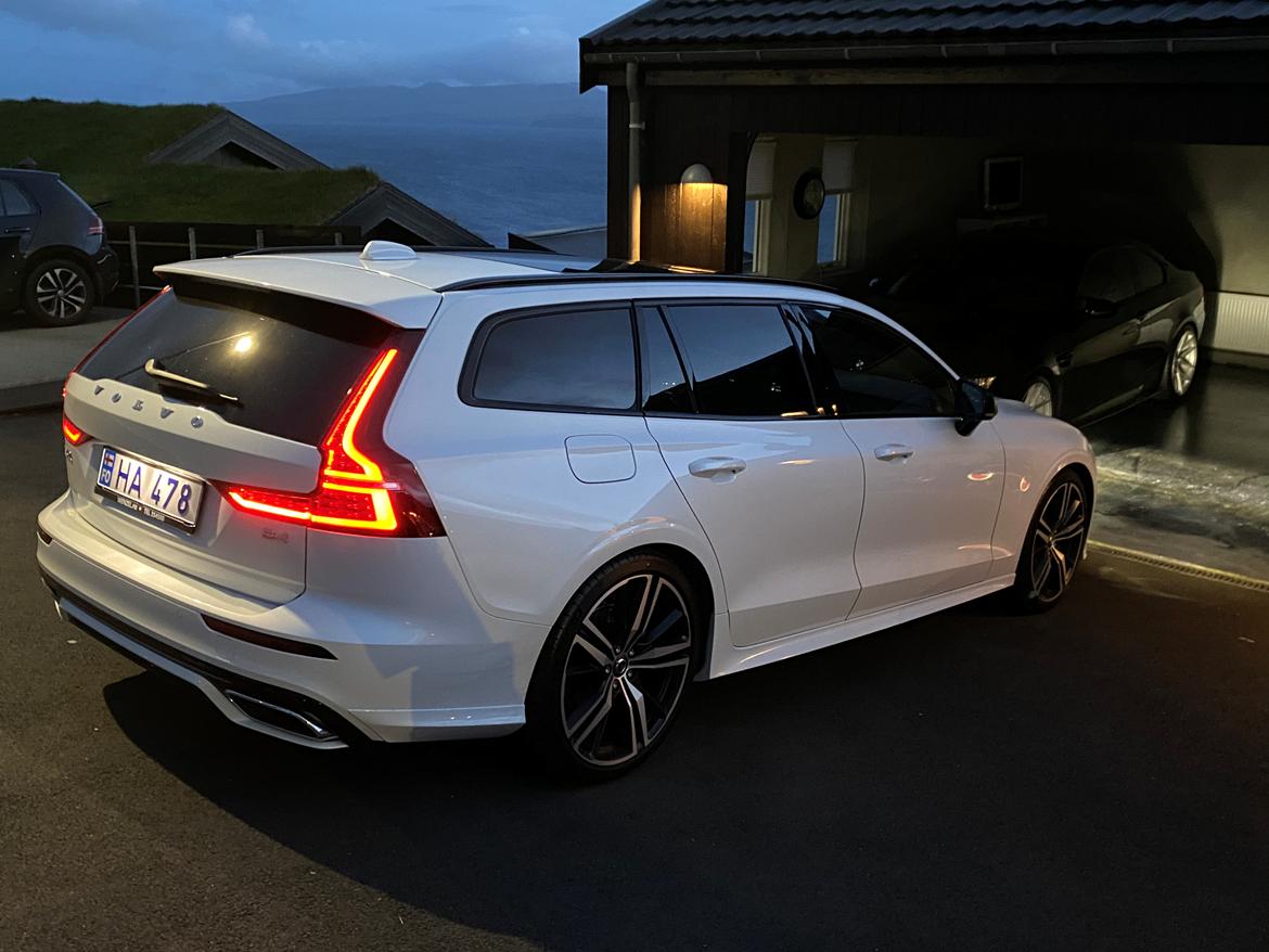 Volvo V60 R-DESIGN B4 Mild Hybrid billede 7