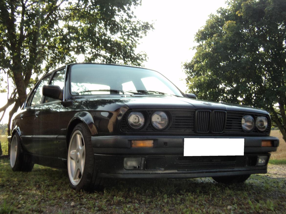 BMW E30 320i billede 16