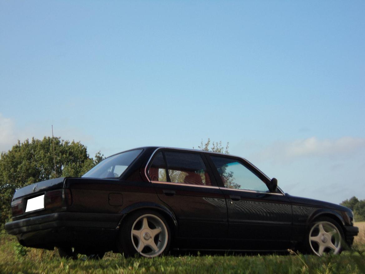 BMW E30 320i billede 21