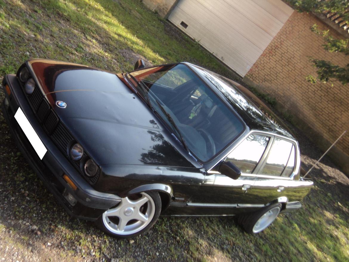 BMW E30 320i billede 17