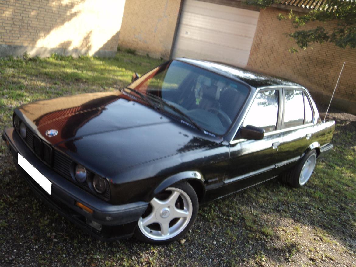 BMW E30 320i billede 24