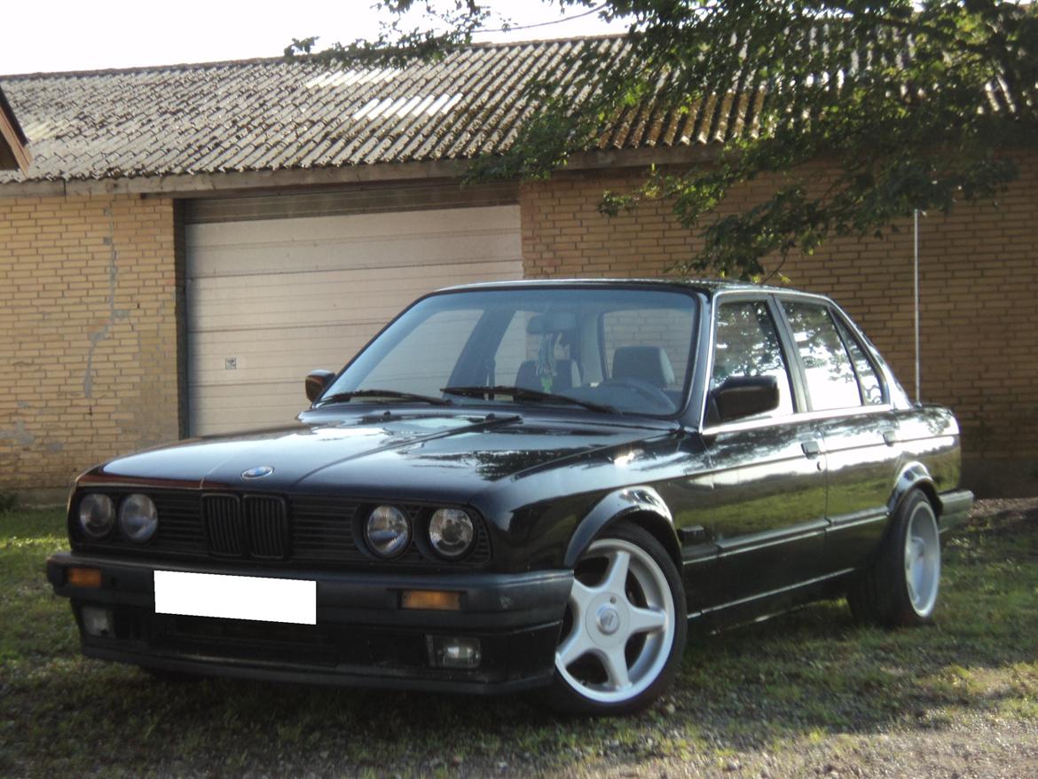 BMW E30 320i billede 23