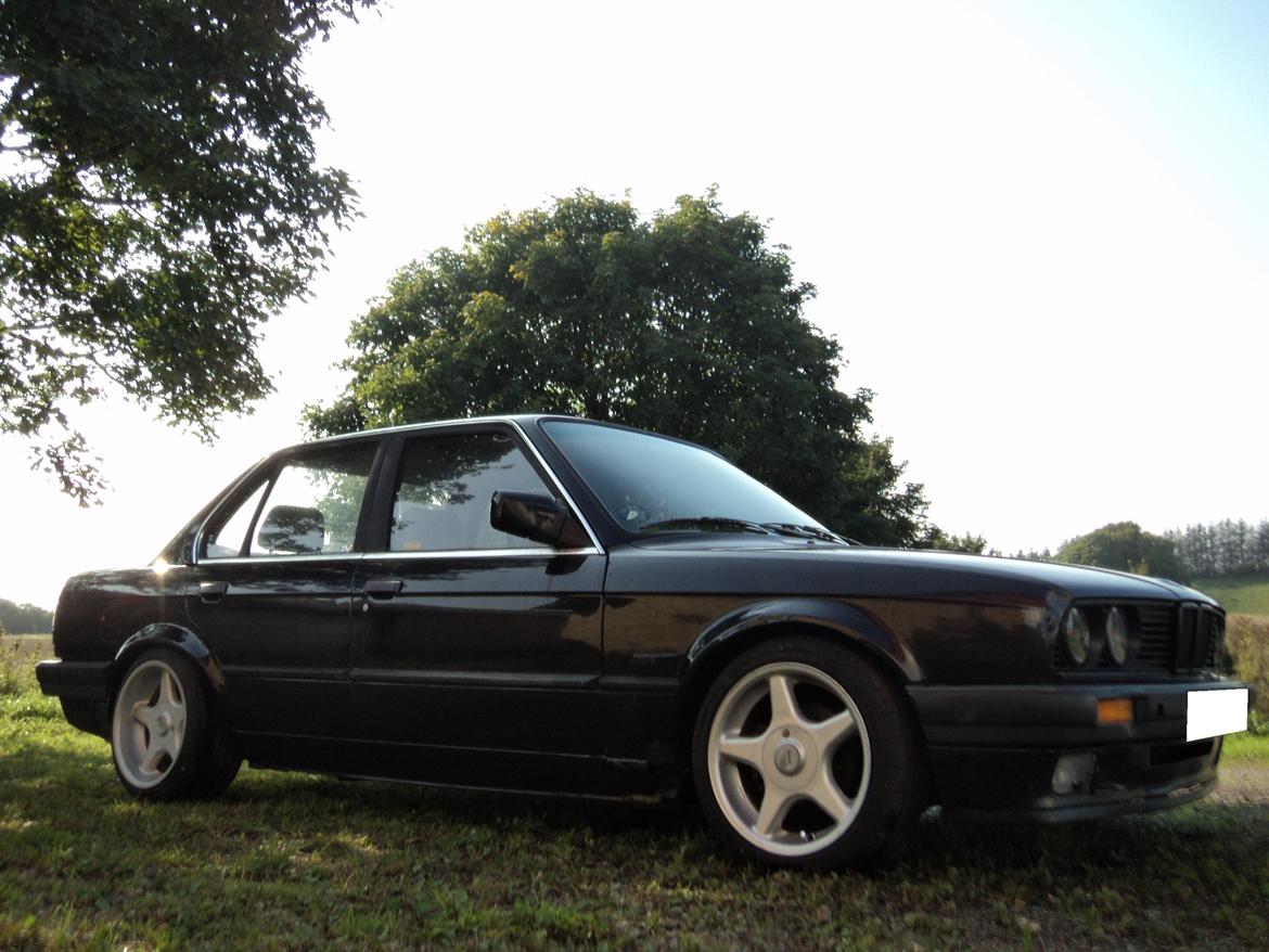 BMW E30 320i billede 31