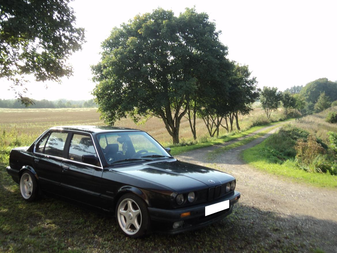 BMW E30 320i billede 35