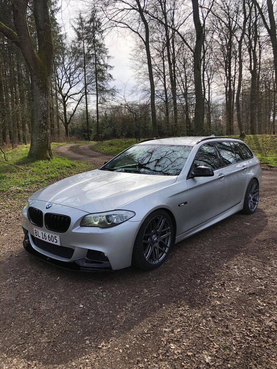 BMW F11 530D billede 2