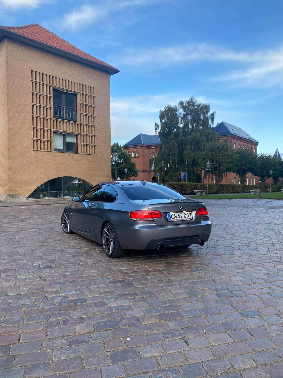 BMW Bmw 335i DKG e92 billede 10