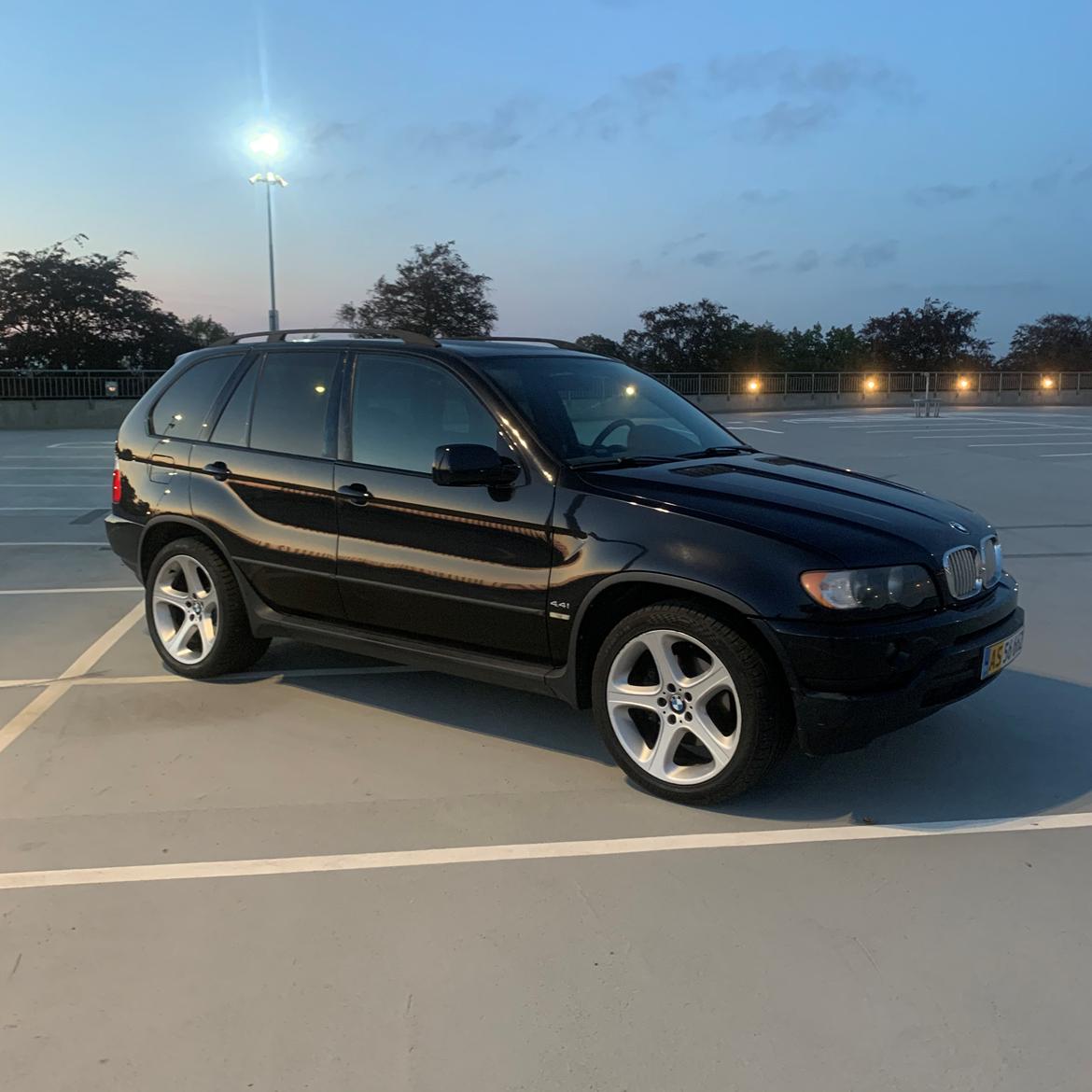 BMW X5 - 4.4i - V8 billede 1